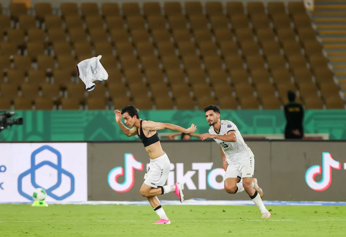 أرنولد: خليط الخبرة والشباب خلف تألق العراق