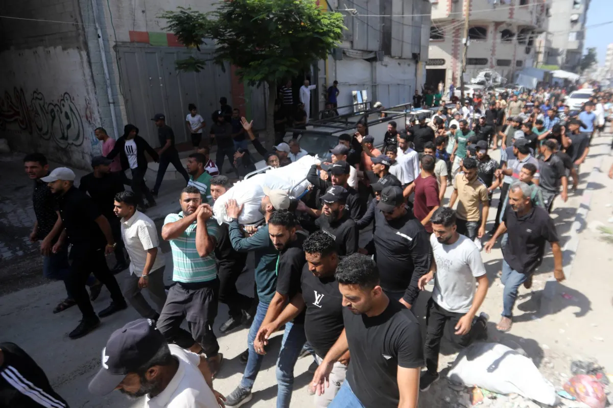 حركة حماس تحل حكومتها وشعث يطالب بـسلطة واحدة