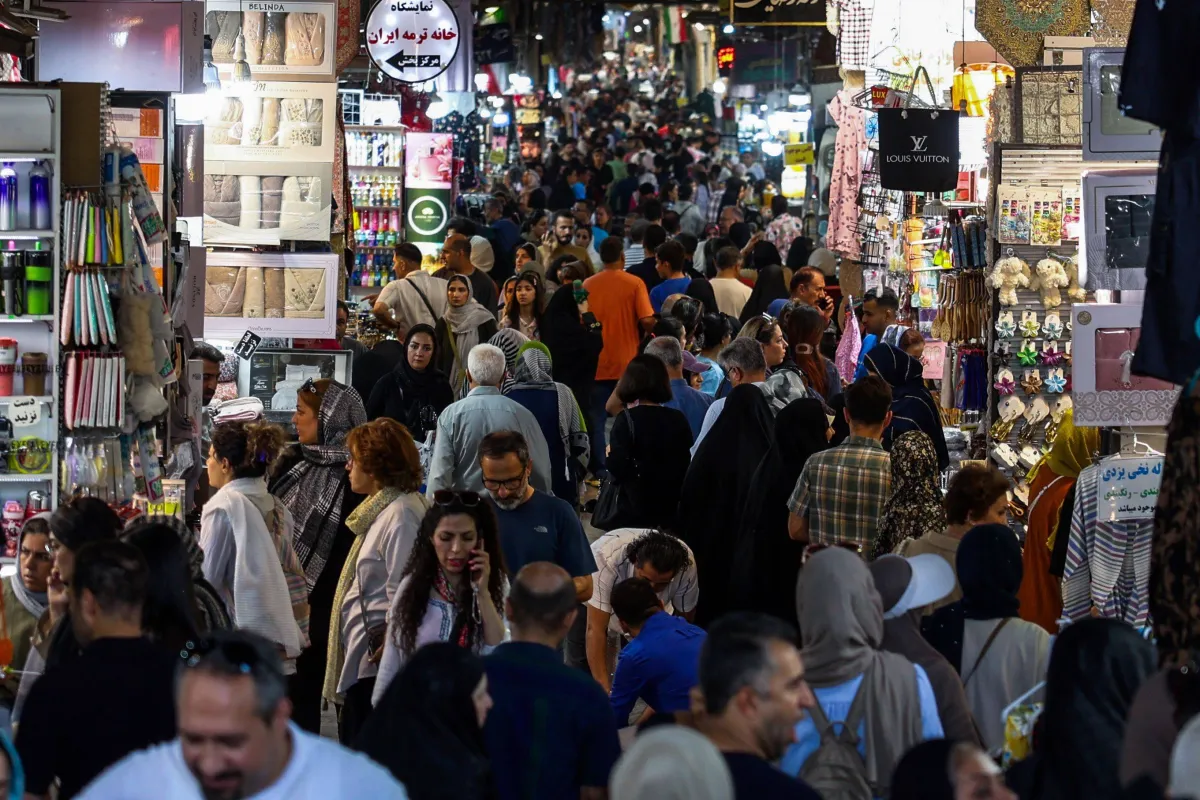 الحصار الأميركي يفاقم أزمات الاقتصاد الإيراني