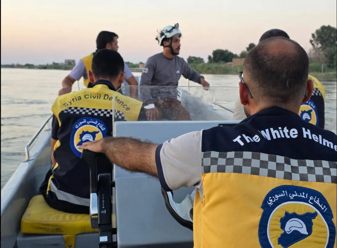 سوريا: مصرع طفلين وإنقاذ 15 شخصا إثر غرق زورق بنهر الفرات