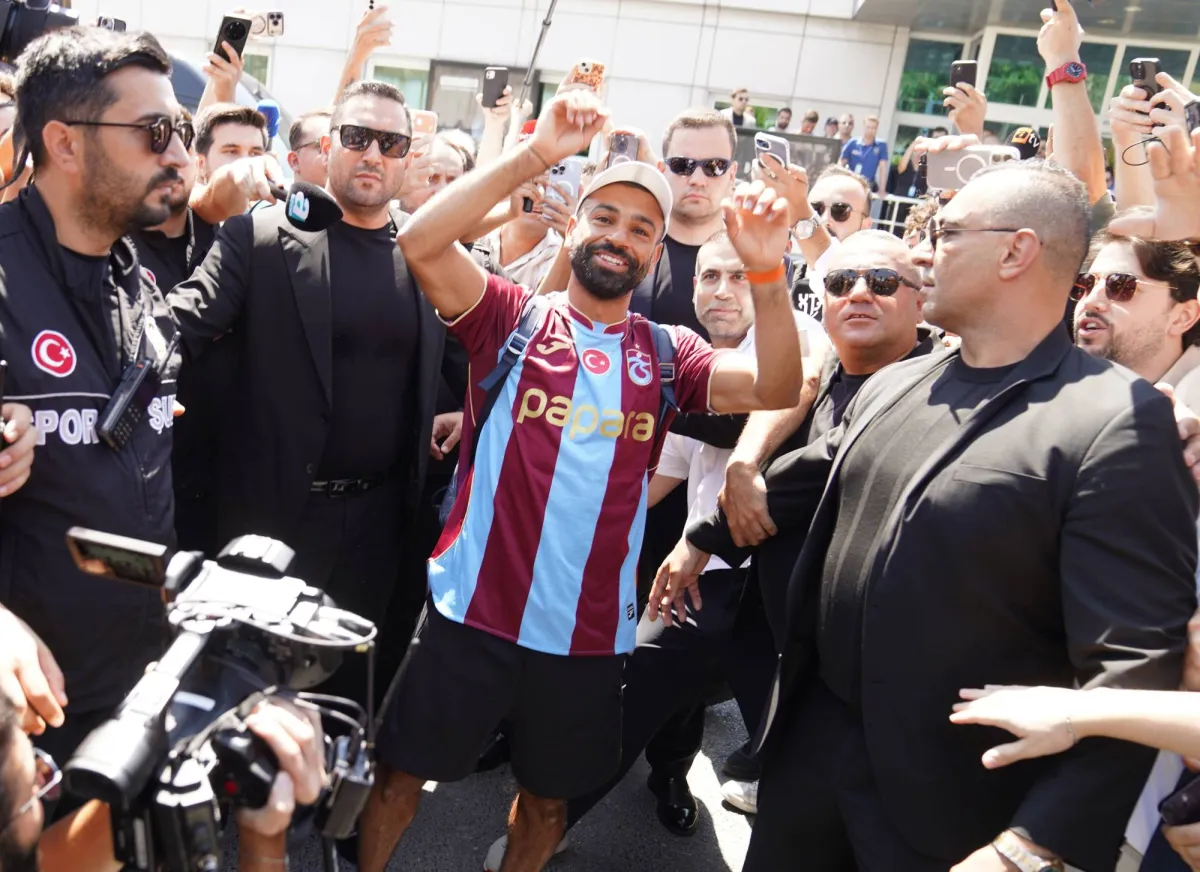 محمد صلاح يجتاز الكش محمد صلاح يجتاز الكشف الطبي... وتعليمات من طرابزون بشأن استقباله