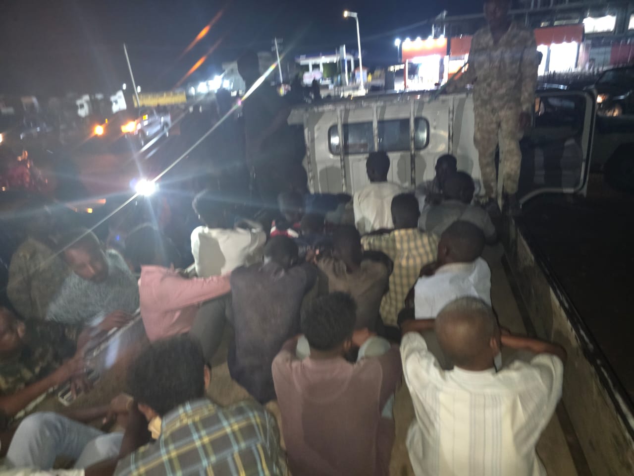 محلية حلفاالجديدة ونهرعطبرة تنتفض وتحذر  