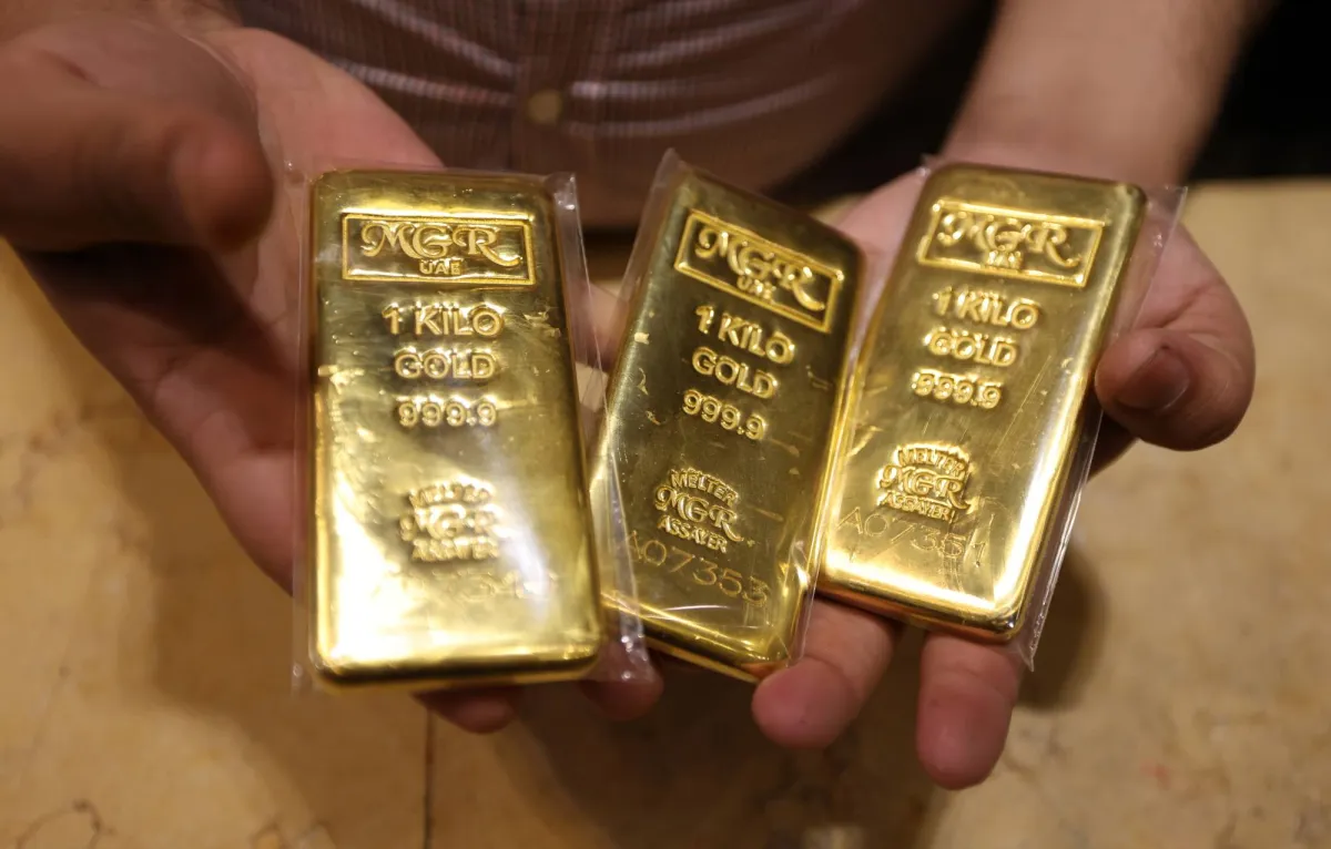 الذهب يتراجع مع ترقب بيانات التضخم الأميركية وتقييم إشارات الفيدرالي