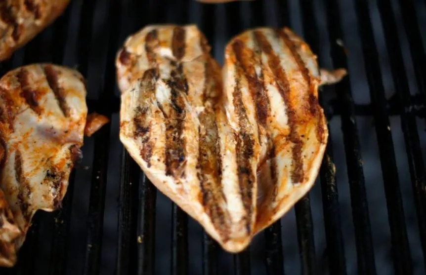 خطأ غذائي شائع بعد الخمسين يسرع خسارة الكتلة العضلية... ما هو