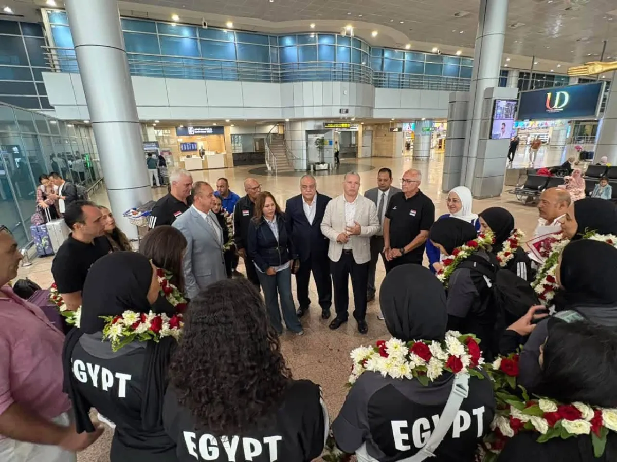 استقبال رسمي لبعثة منتخب مصر للسيدات بعد تتويجه بكأس أفريقيا لكرة الطائرة