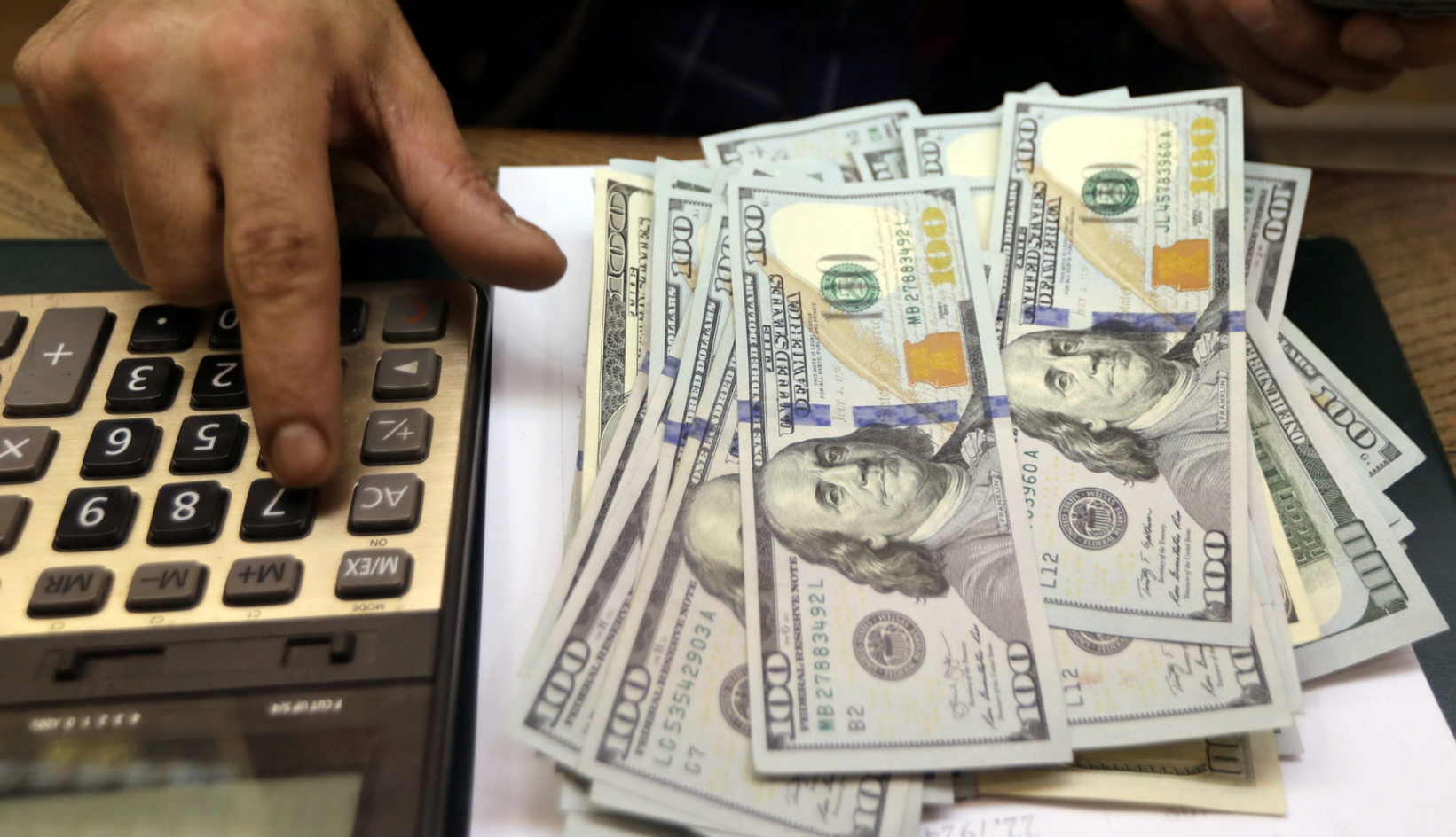 أسعار صرف العملات الأجنبية أمام الجنيه السوداني اليوم  