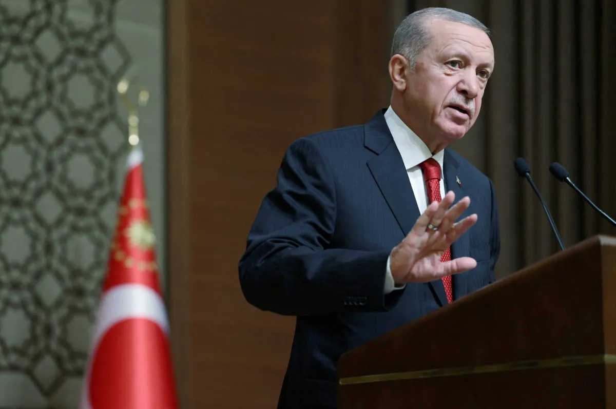 أردوغان يحث ترمب على مواصلة المحادثات مع إيران 