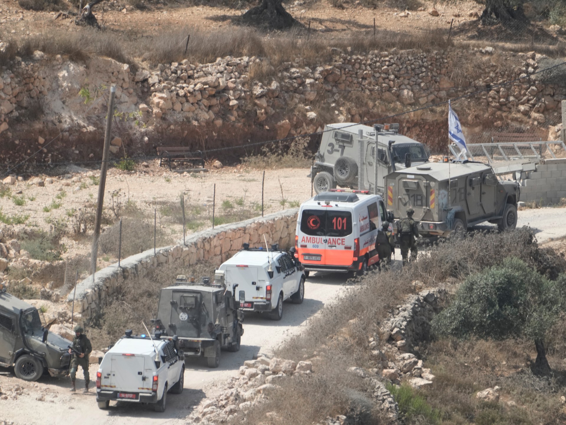 فلسطين مباشر.. المستوطنون يصعدون هجماتهم بالضفة ونتنياهو ينتقد مثيري الشغب