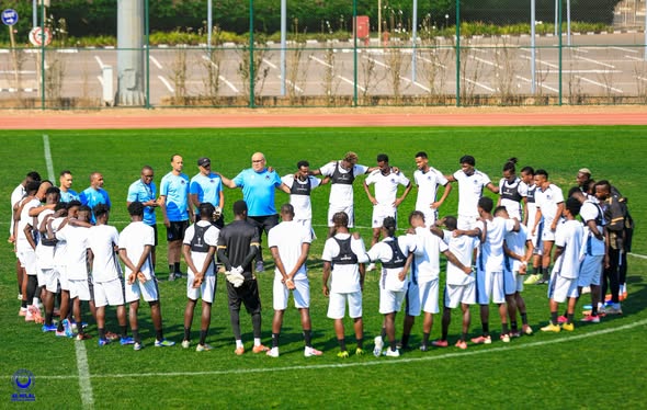 الهلال يبدأ رحلته في سيكافا ويلاقي توسكر