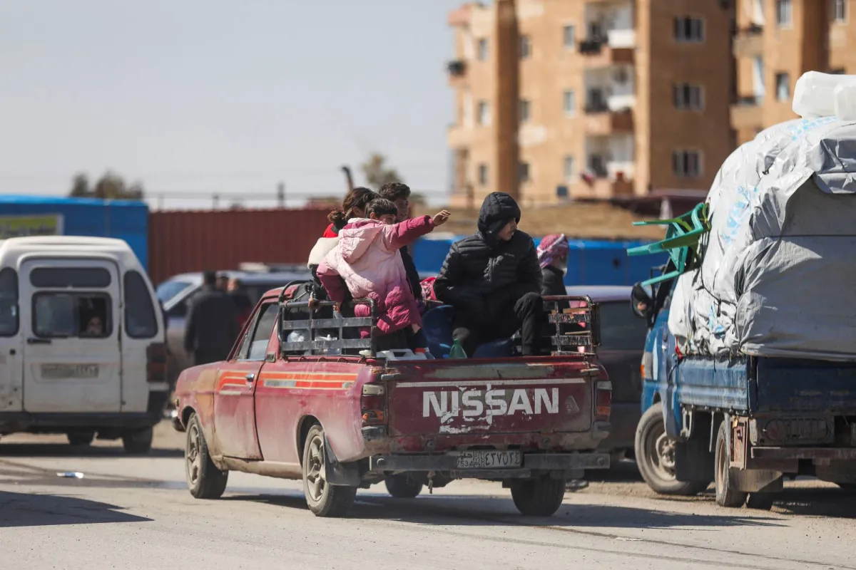 الجيش السوري يتسلم قاعدة بعد انسحاب قوات التحالف منها