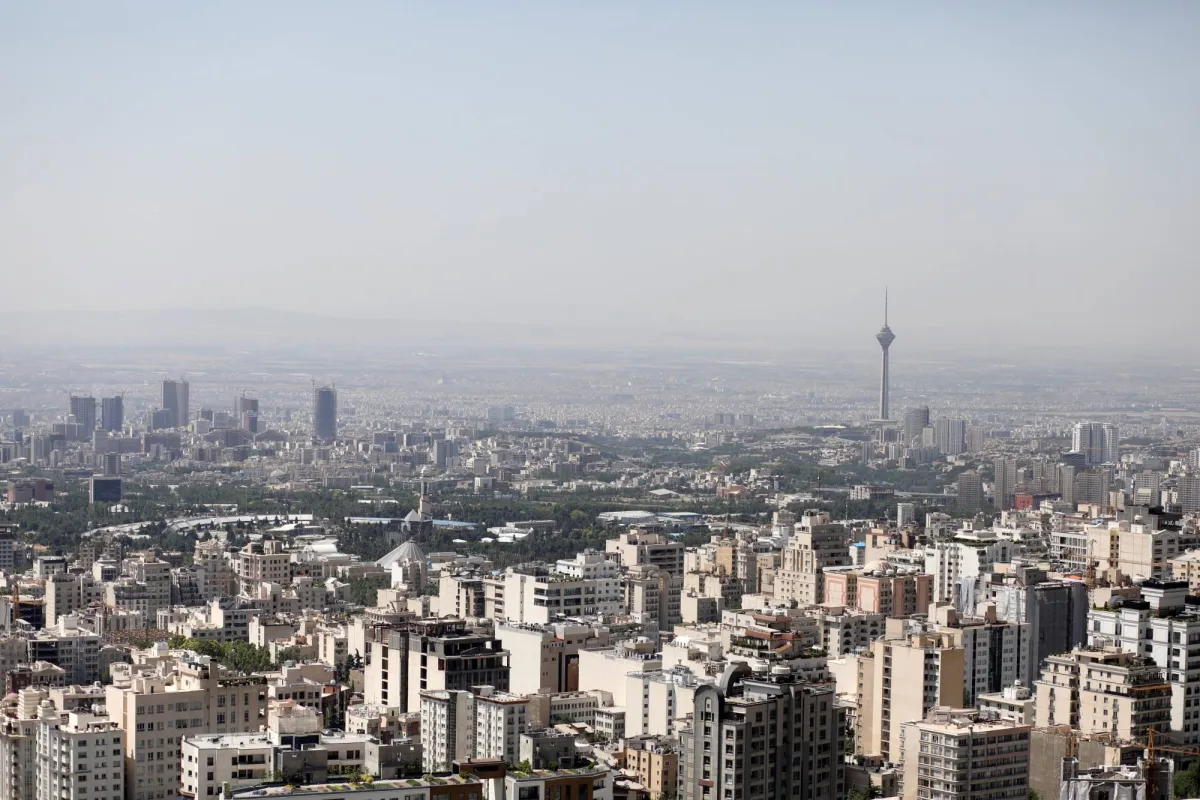 طهران تستدعي القائم بالأعمال البريطاني020 طهران تستدعي القائم بالأعمال البريطاني
