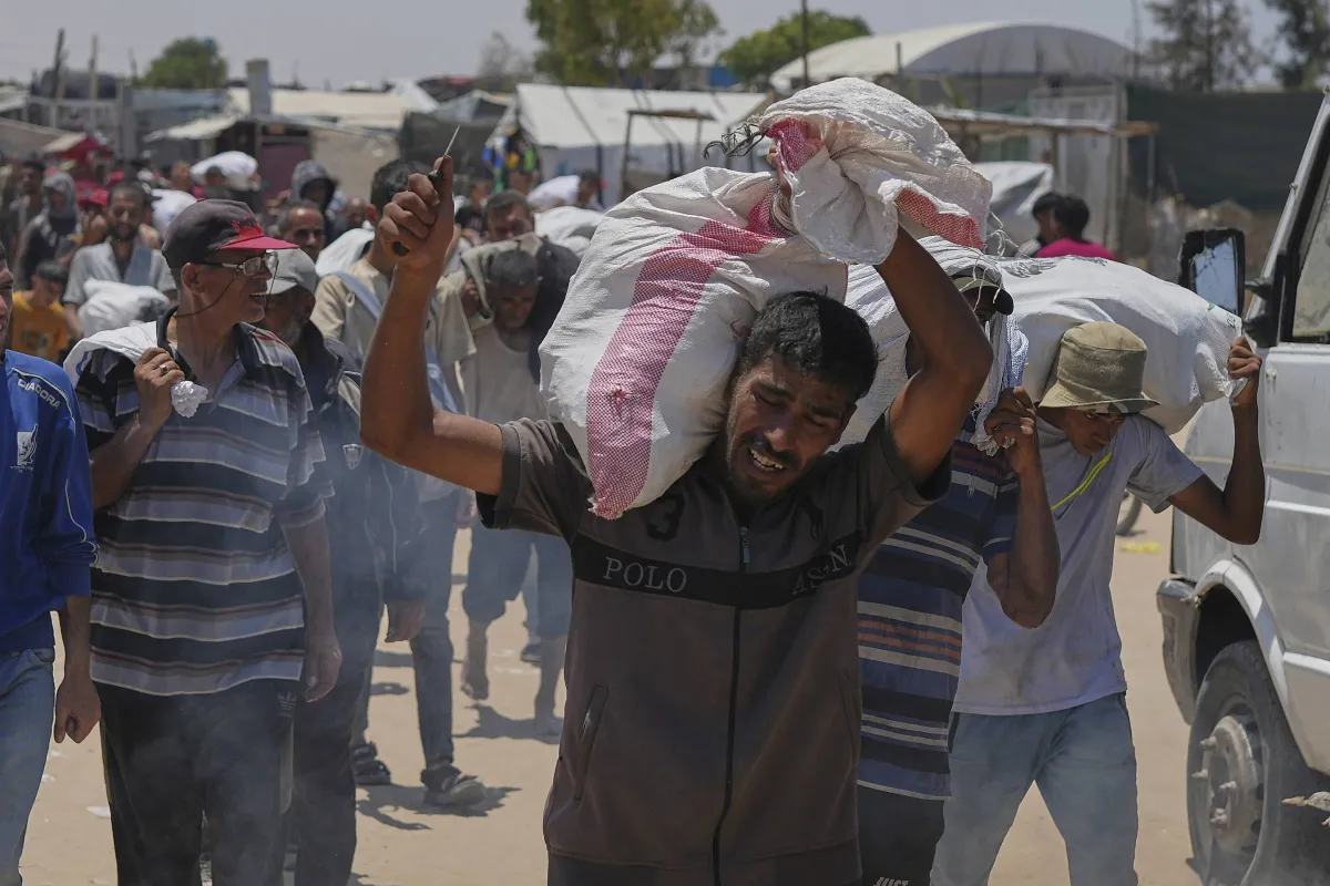 غزة: إسرائيل تقتل 80 شخصا معظهم كان في انتظار مساعدات020 غزة: إسرائيل تقتل 80 شخصا معظهم كان في انتظار مساعدات