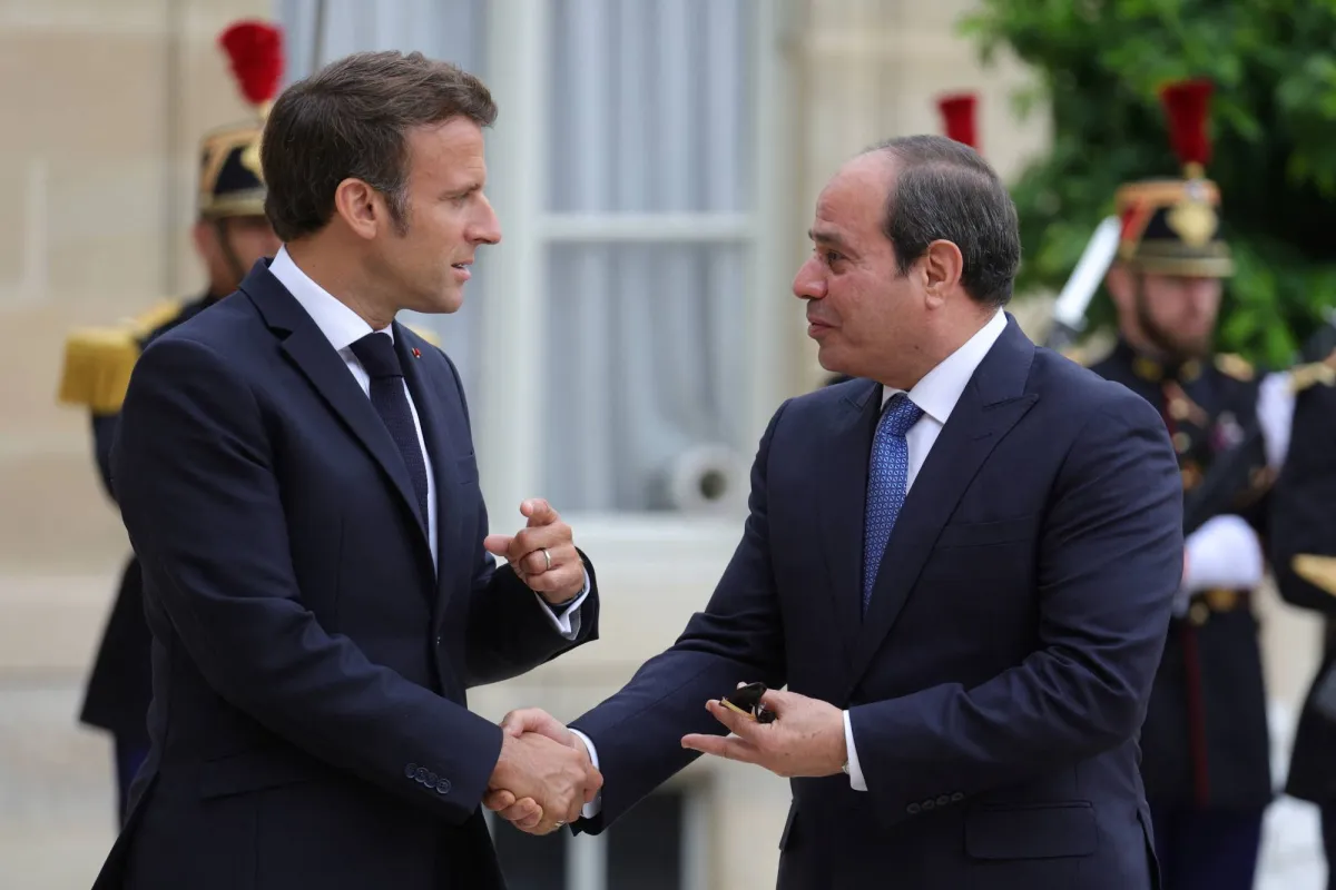 السيسي يشدد على إقامة الدولة الفلسطينية باتصال مع ماكرون020 السيسي يشدد على إقامة الدولة الفلسطينية باتصال مع ماكرون