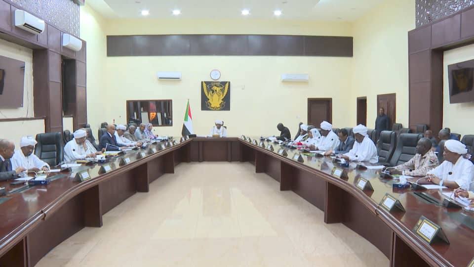 مجلس الوزراء يجيز الخطة الخمسية لحكومة الأمل 2026  2030م