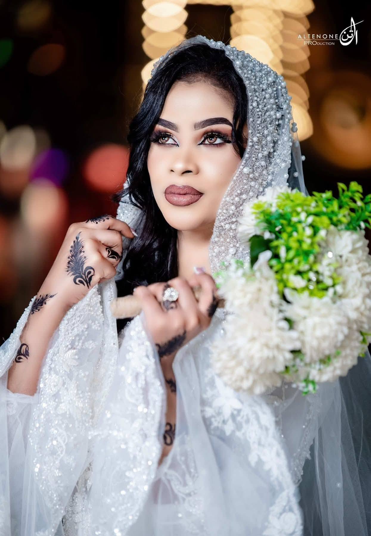شاهد بالصور.. زواج الفنانة إيلاف عبد العزيز بالقاهرة يتصدر الترند على مواقع التواصل الاجتماعي بالسودان020 شاهد بالصور.. زواج الفنانة إيلاف عبد العزيز بالقاهرة يتصدر الترند على مواقع التواصل الاجتماعي بالسودان