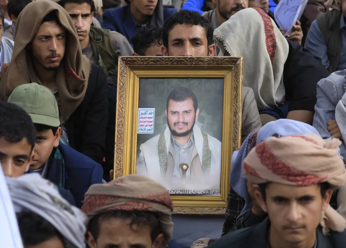الحوثيون يوسعون اقتصاد الجباية والاستيلاء على الأصول
