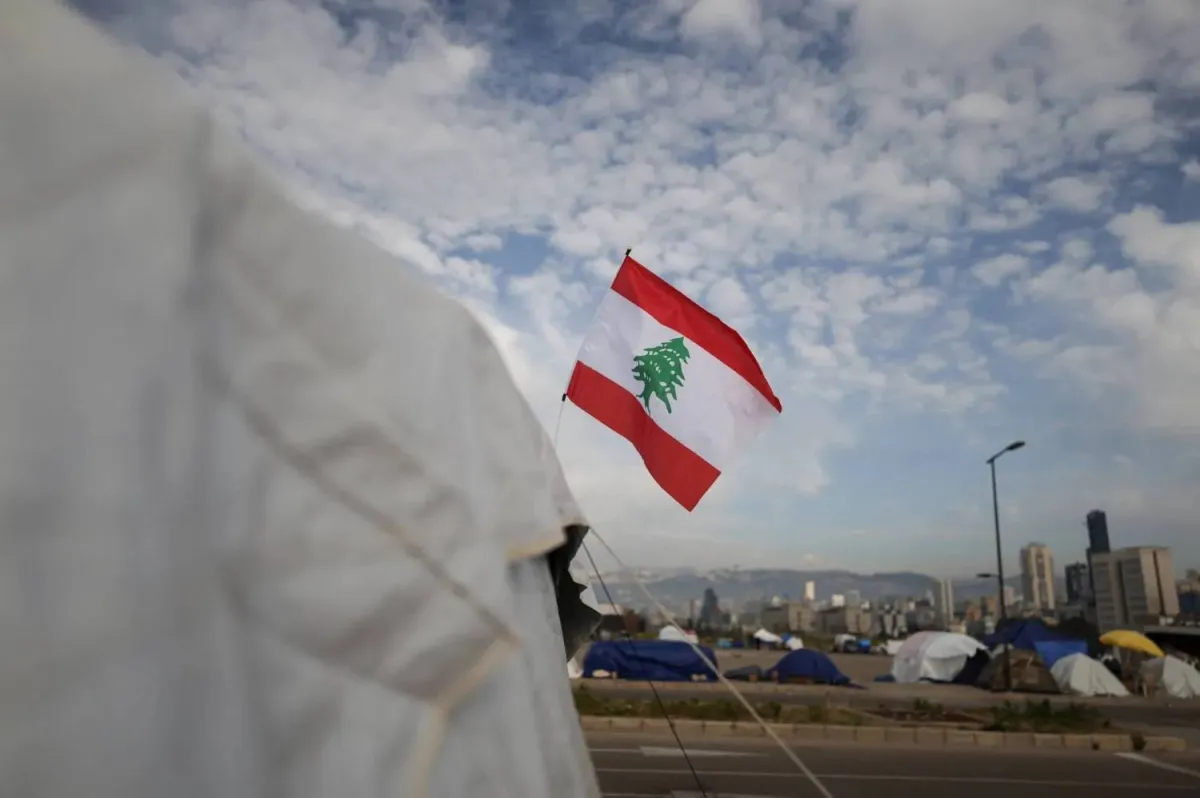 استمرار الصراع يطيح بفرصة التعافي الهش في لبنان