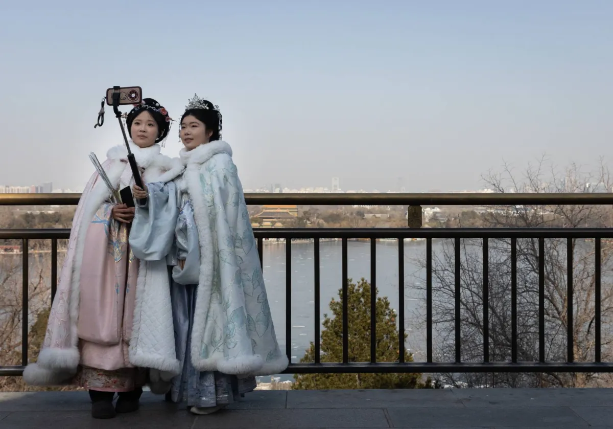 في الأرض والسماء... الصين تسابق لدعم السياحة