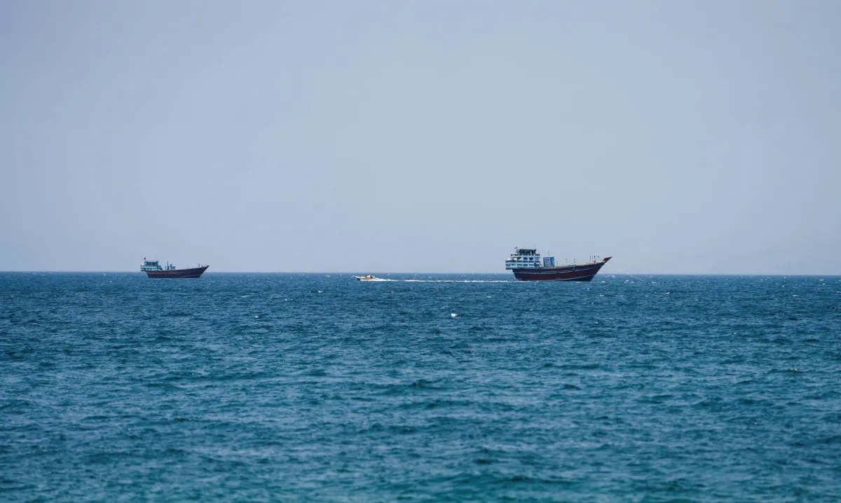 إيران: لا صلة لأميركا بالمباحثات مع عمان بشأن مضيق هرمز