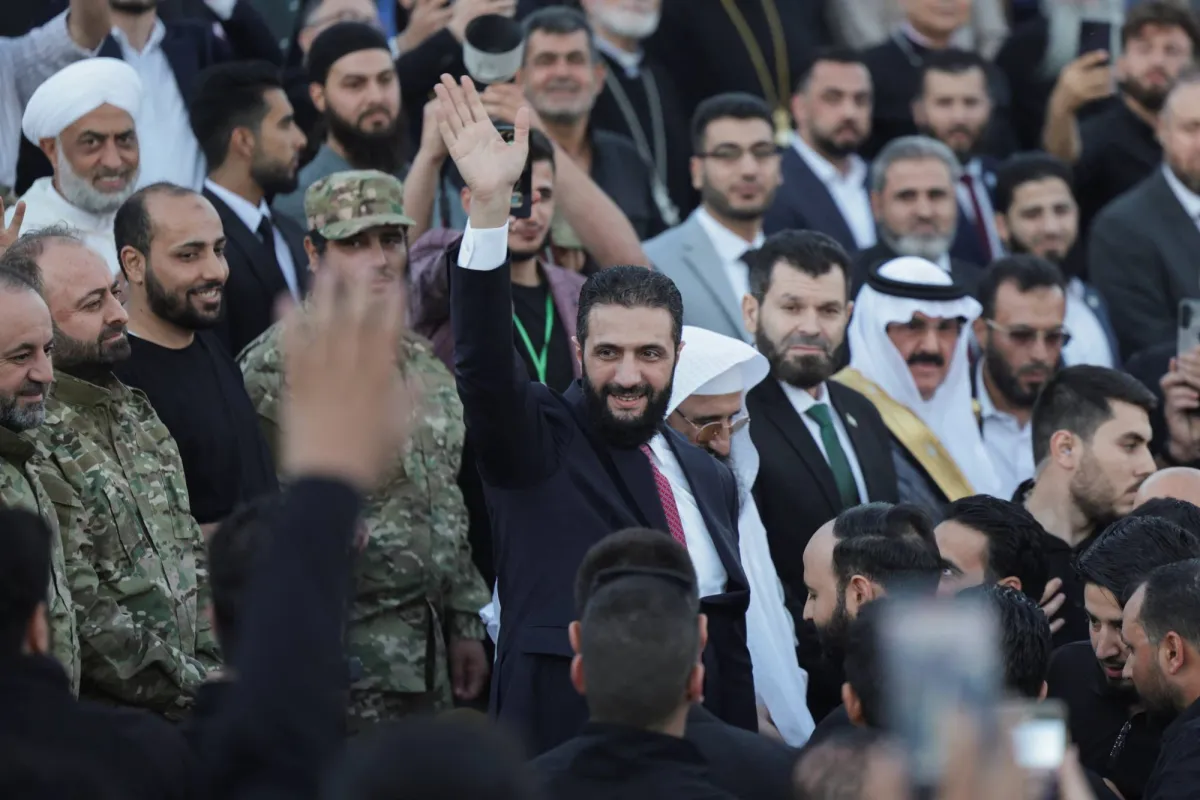 الشرع من حلب: إعادة بناء سوريا بدأت لتوها020 الشرع من حلب: إعادة بناء سوريا بدأت لتوها