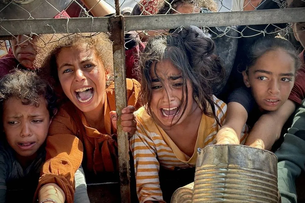 مؤسسة إغاثة غزة تطلق نظاما جديدا لتوزيع المساعدات الغذائية في القطاع020 مؤسسة إغاثة غزة تطلق نظاما جديدا لتوزيع المساعدات الغذائية في القطاع