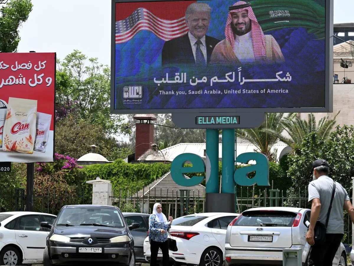 دمشق تحتفي برفع العقوبات: سنستعيد مكانة سوريا الطبيعية020 دمشق تحتفي برفع العقوبات: سنستعيد مكانة سوريا الطبيعية