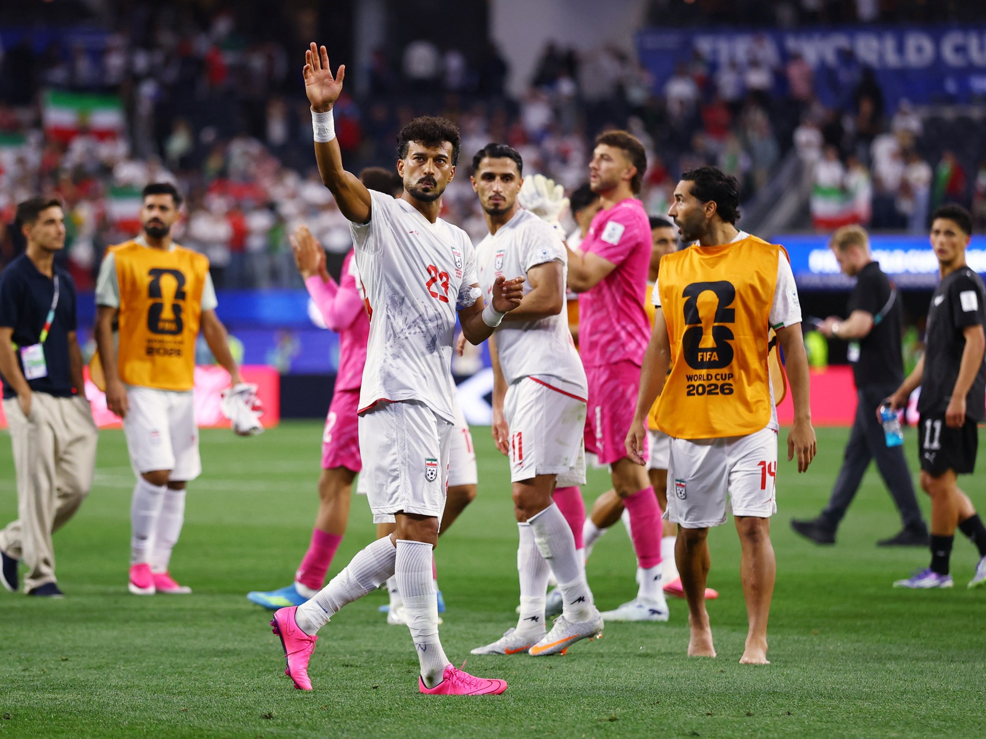 في منتصف الليل.. قرار غامض يجبر منتخب إيران على مغادرة أمريكا