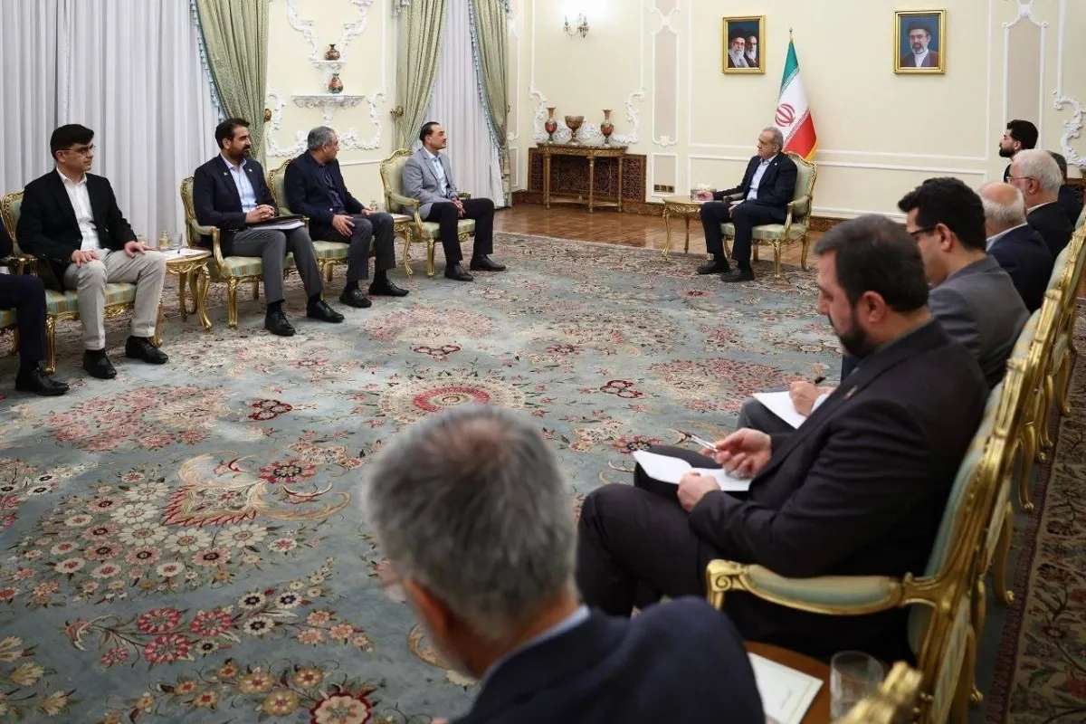 طهران تبلغ الوسيط الباكستاني شروطها للتهدئة