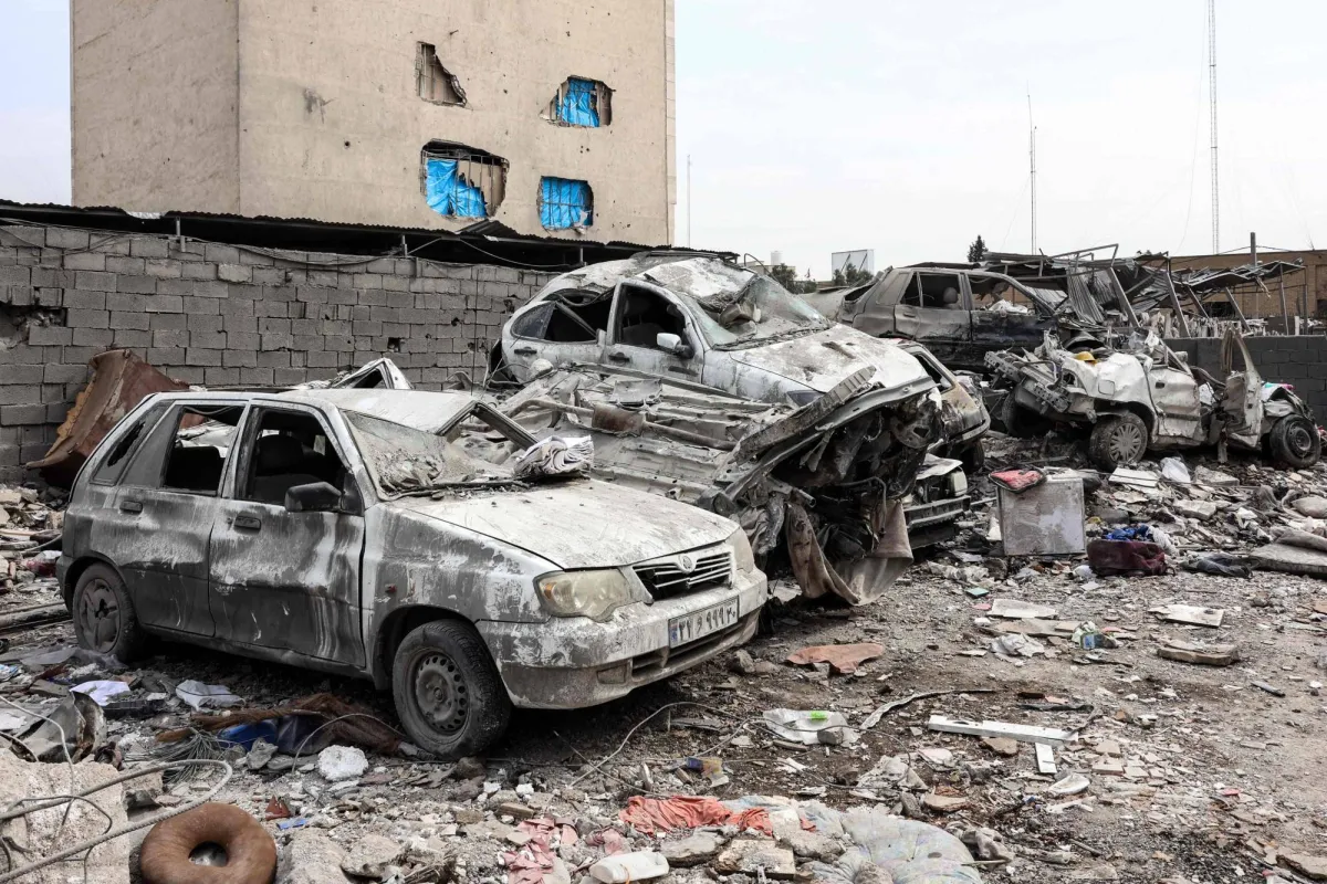 إسرائيل تشن دفعة جديدة من الضربات واسعة النطاق على طهران