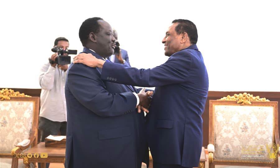 رئيس الوزراء السوداني يلتقي مستشار رئيس جنوب السودان