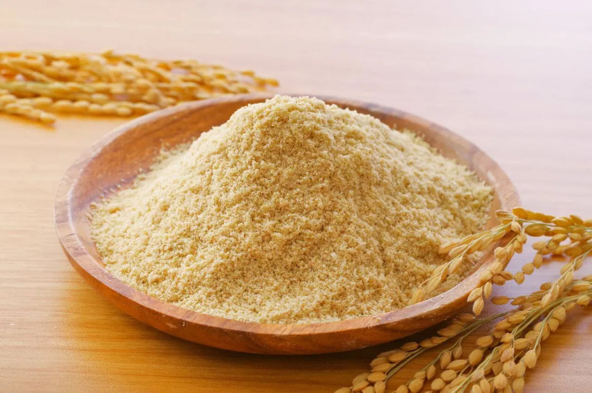 مركب طبيعي في نخالة الأرز يهدئ تقلصات الأمعاء