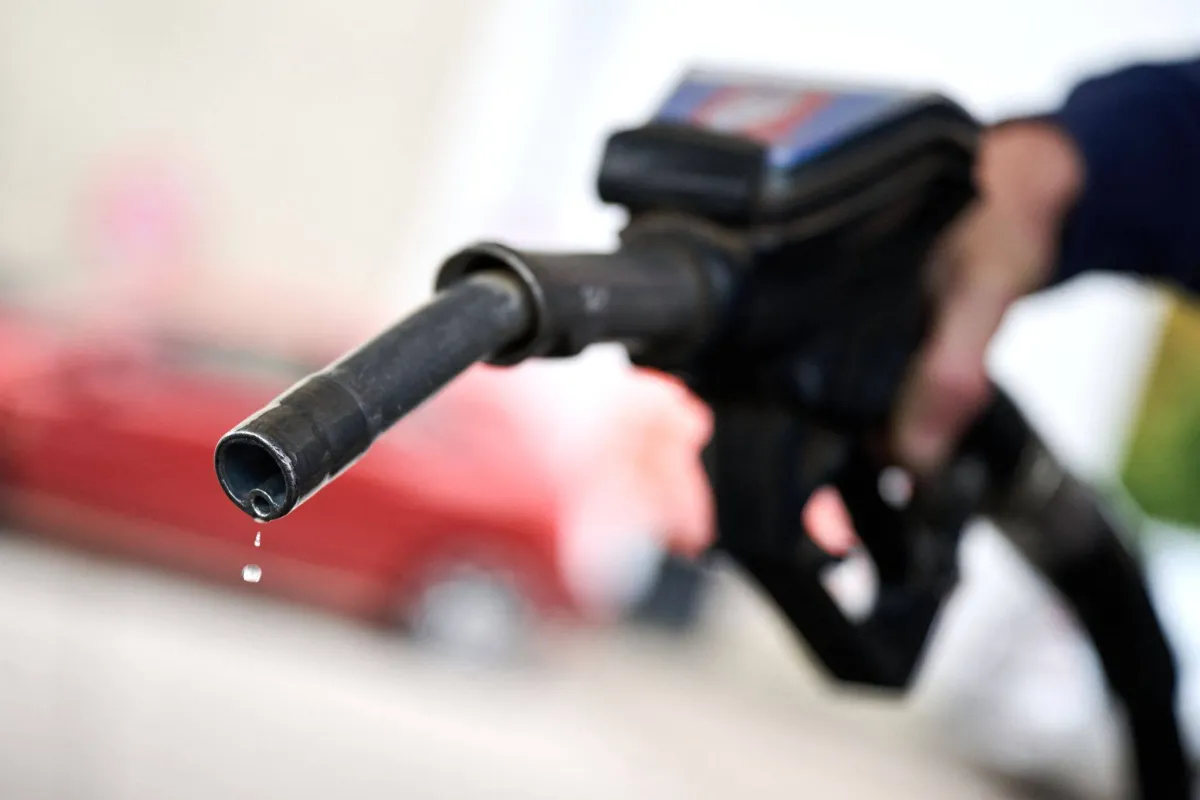 واشنطن تضغط على أوروبا لسحب مخزونات الديزل مع تصاعد أزمة المعروض