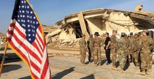 جماعة مسلحة عراقية تهدد بمهاجمة القواعد الأميركية بالمنطقة