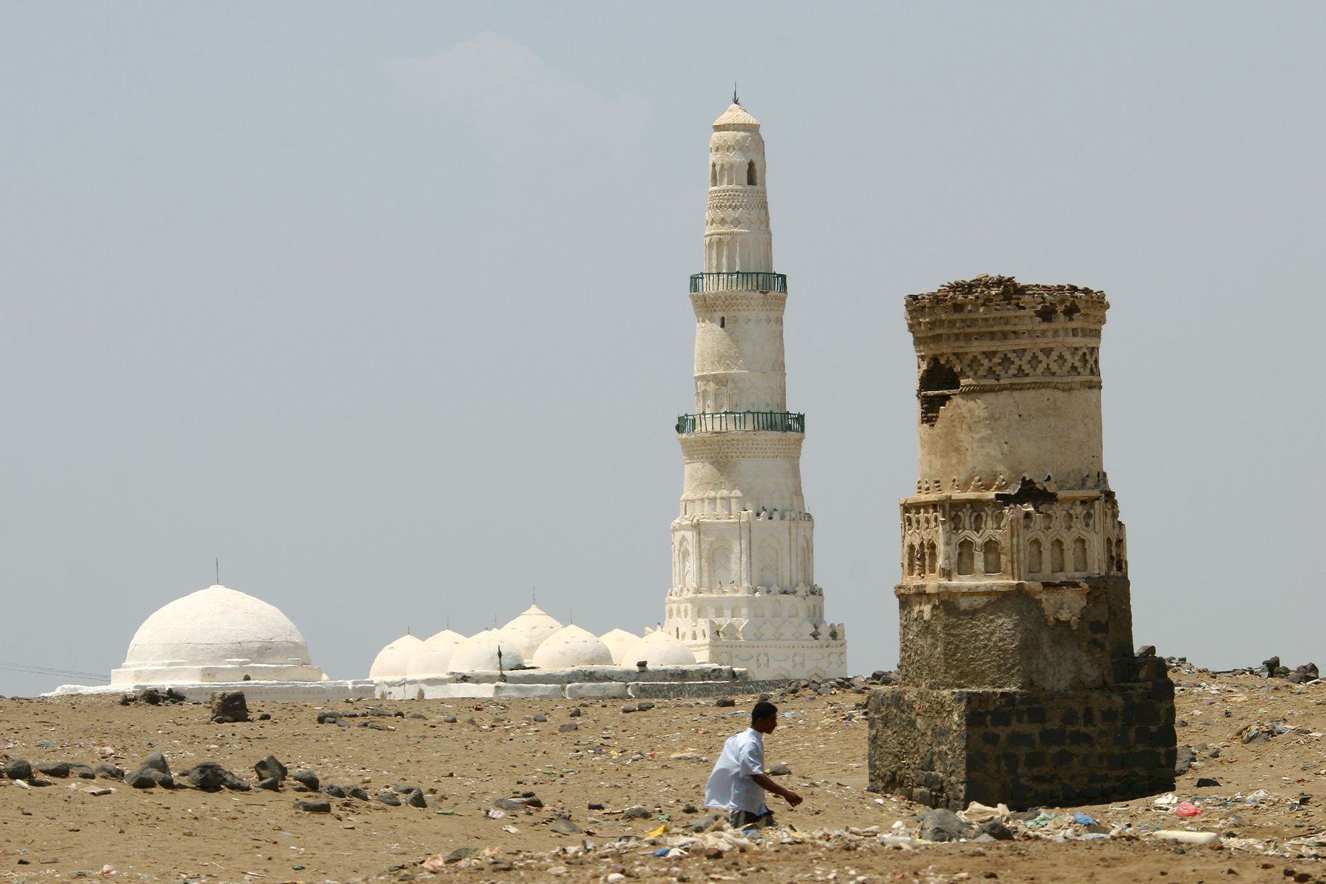 المخا.. مدينة يمنية أهدت البن إلى العالم