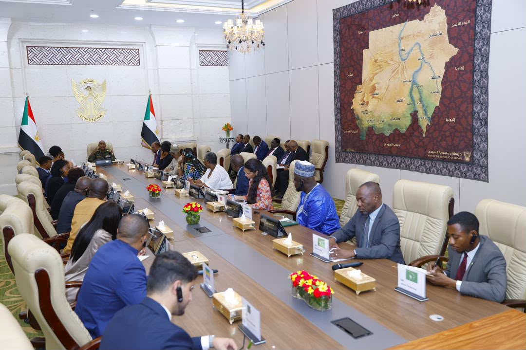 الاتحاد الأفريقي يضع خطوطا حمراء في السودان: لا حكومة موازية ولا مساس بالسيادة  