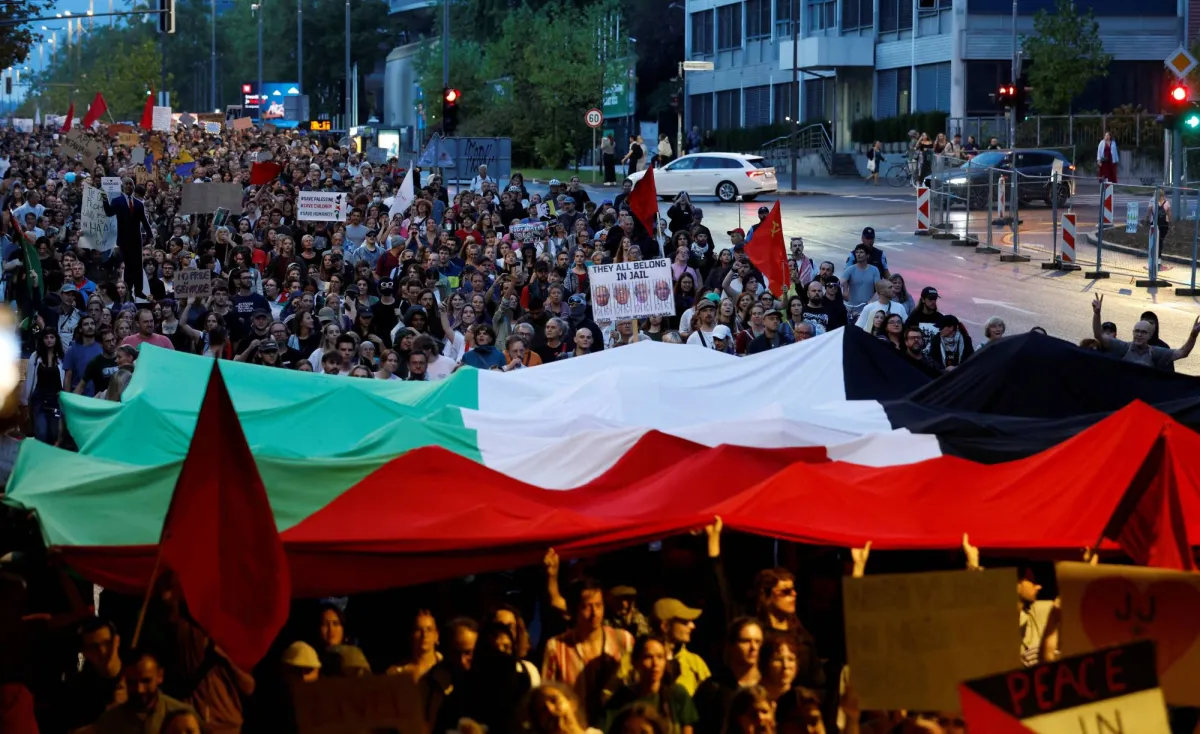 إسرائيل تفتتح أول سفارة لها في سلوفينيا وسط احتجاجات مؤيدة للفلسطينيين