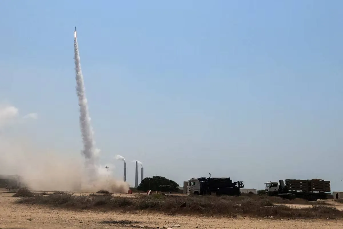 الجيش الإسرائيلي يعلن اعتراض صاروخ أطلق من اليمن020 الجيش الإسرائيلي يعلن اعتراض صاروخ أطلق من اليمن