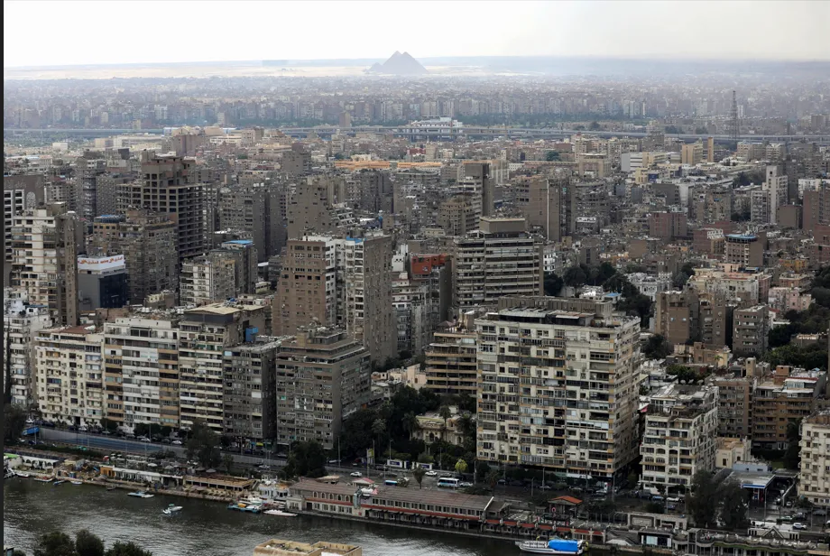 البترول المصرية تنفي إبرام عقود إنشاء مناجم للذهب شمال السودان