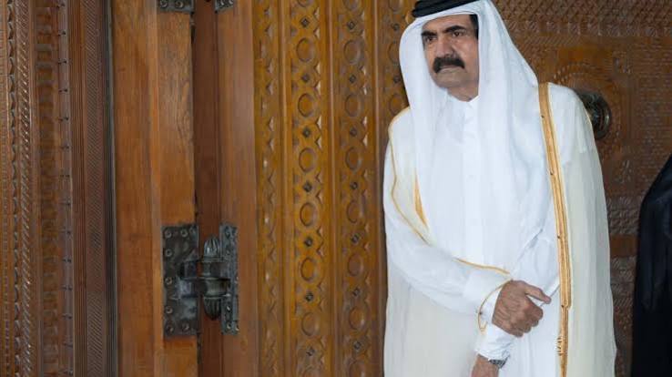 قطر تعلن وفاة الأمير السابق الشيخ حمد