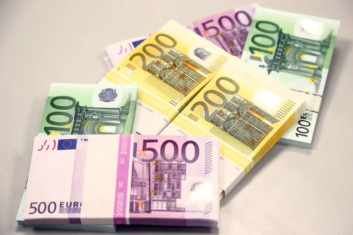 عوائد السندات الأوروبية تتراجع مع انتعاش آمال الاتفاق الدبلوماسي