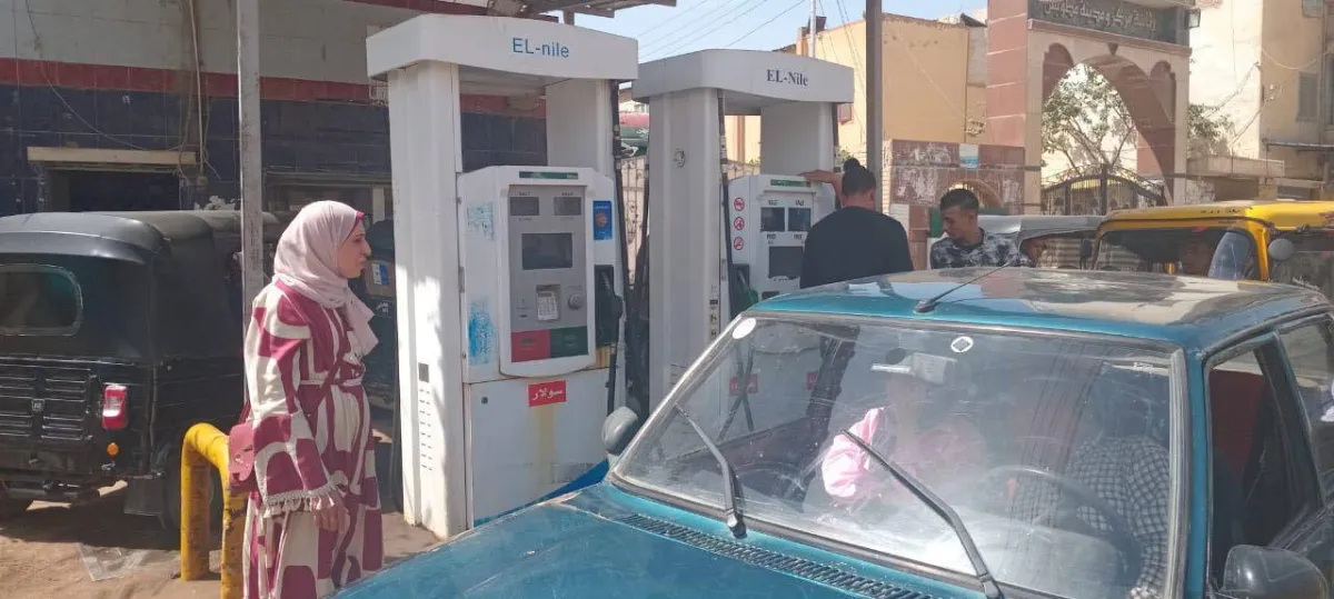 الحديث عن البنزين المغشوش يتواصل في مصر... والحكومة تتقصى020 الحديث عن البنزين المغشوش يتواصل في مصر... والحكومة تتقصى
