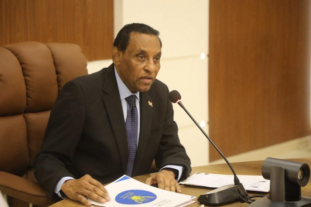 رئيس الوزراء يزف بشرى للمتفوقين في امتحانات الشهادة السودانية