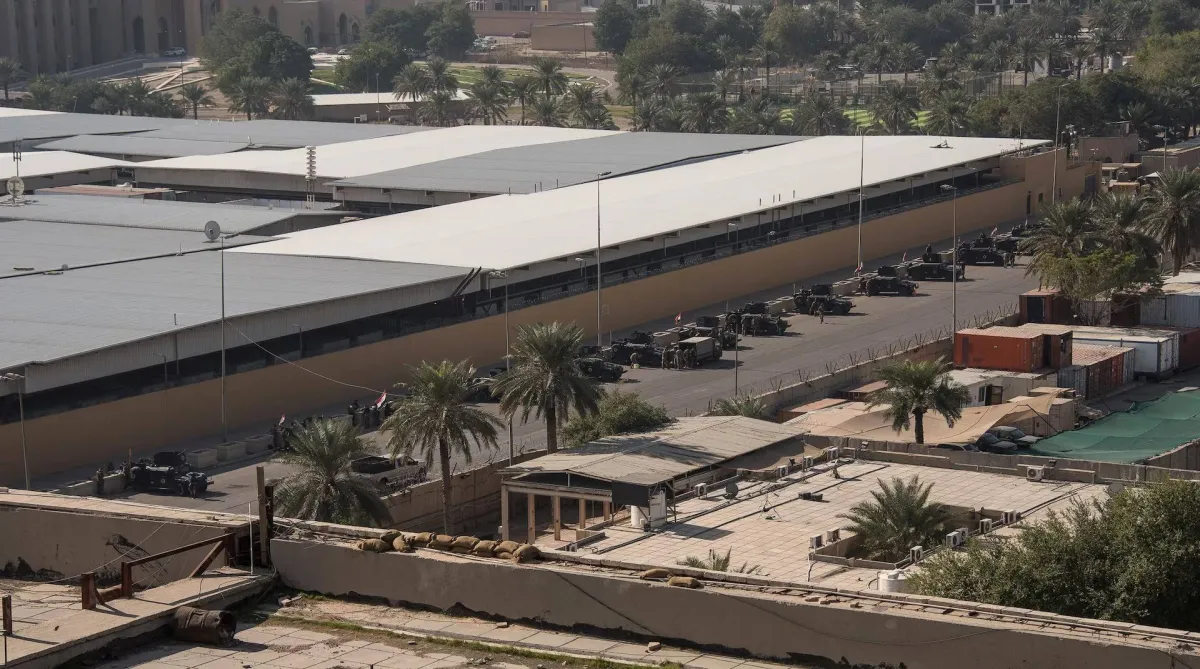 إسقاط 3 مسيرات محملة بمتفجرات قرب القنصلية الأميركية في أربيل بالعراق