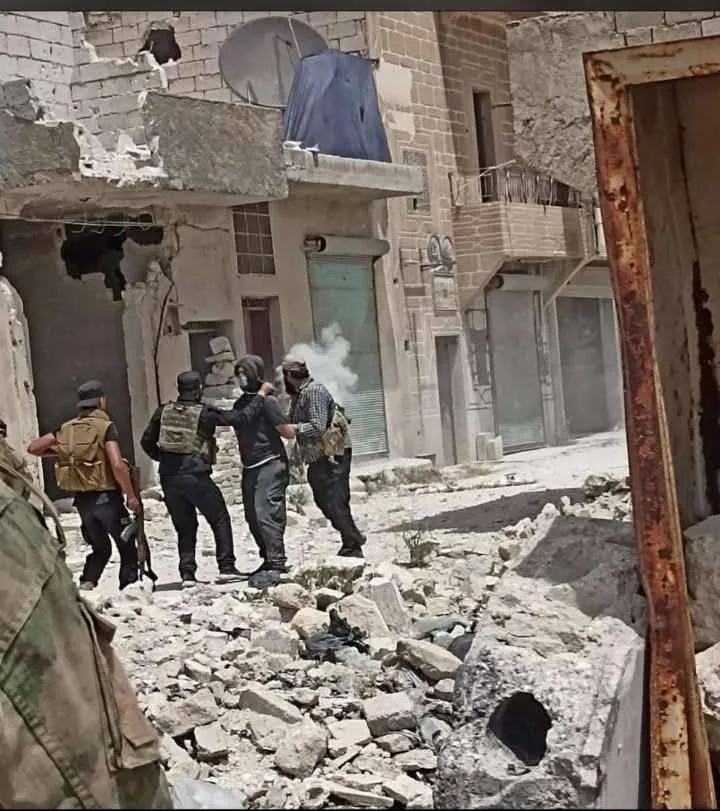 سوريا الجديدة تتصدى لـداعش وأولى المواجهات في حلب020 سوريا الجديدة تتصدى لـداعش وأولى المواجهات في حلب