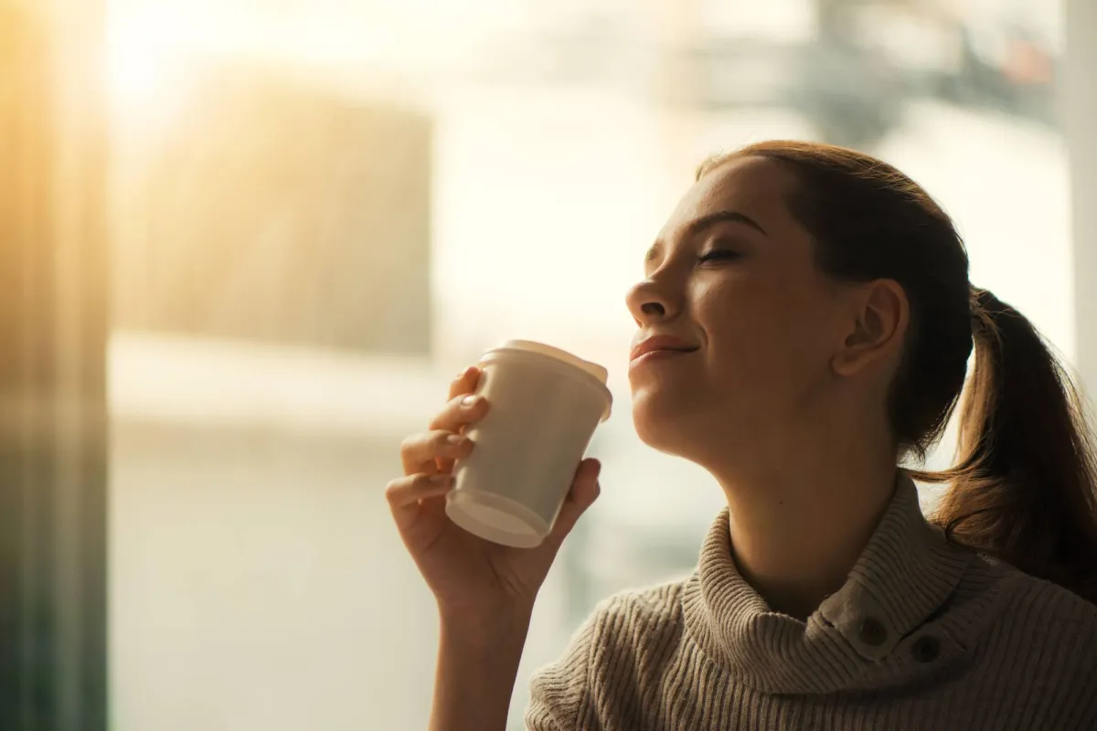 ماذا يحدث لجسمك عند الإقلاع عن الكافيين 7 فوائد محتملة