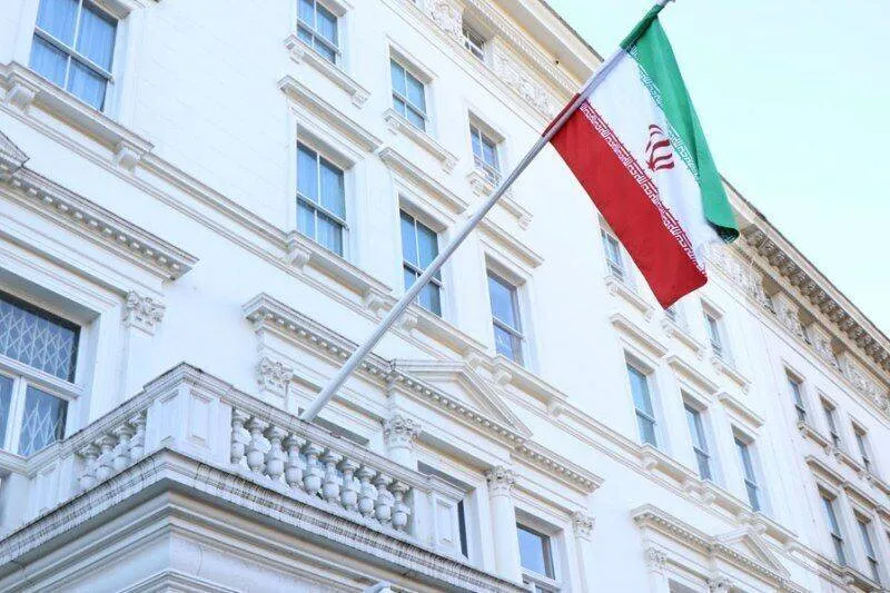 بريطانيا تستدعي القائم بالأعمال الإيراني على خلفية هجمات شهدتها أوروبا 