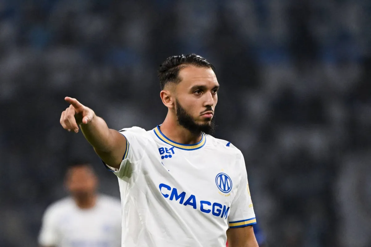 غويري يلحق بآيت نوري خارج صفوف منتخب الجزائر