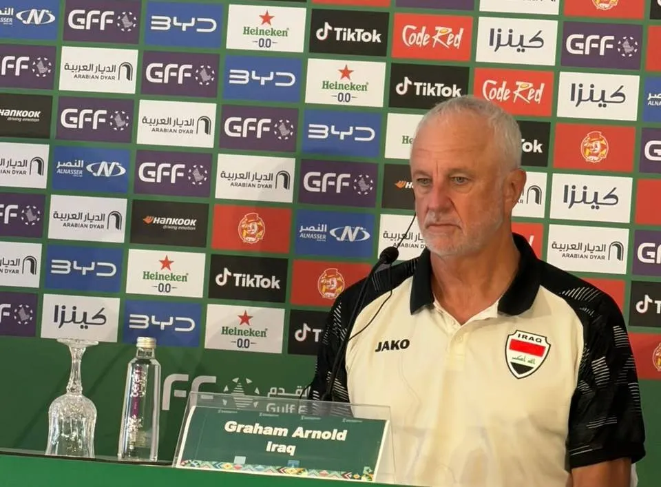أرنولد: اللعب أمام السعودية على أرضها تحد صعب