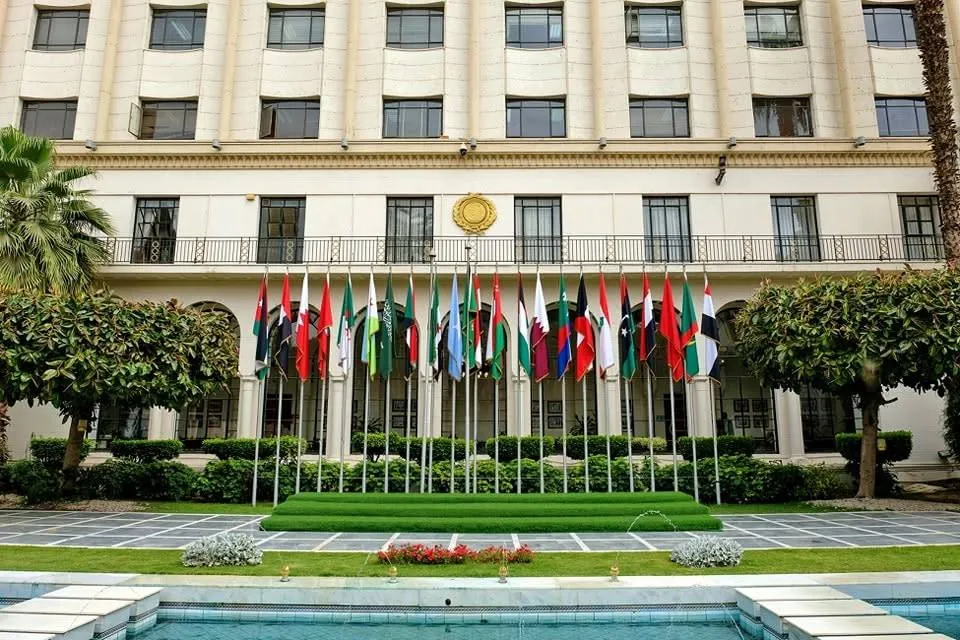 الجامعة العربية ترحب بتوقيع الأطراف الليبية على وثيقة إنهاء المرحلة الانتقالية