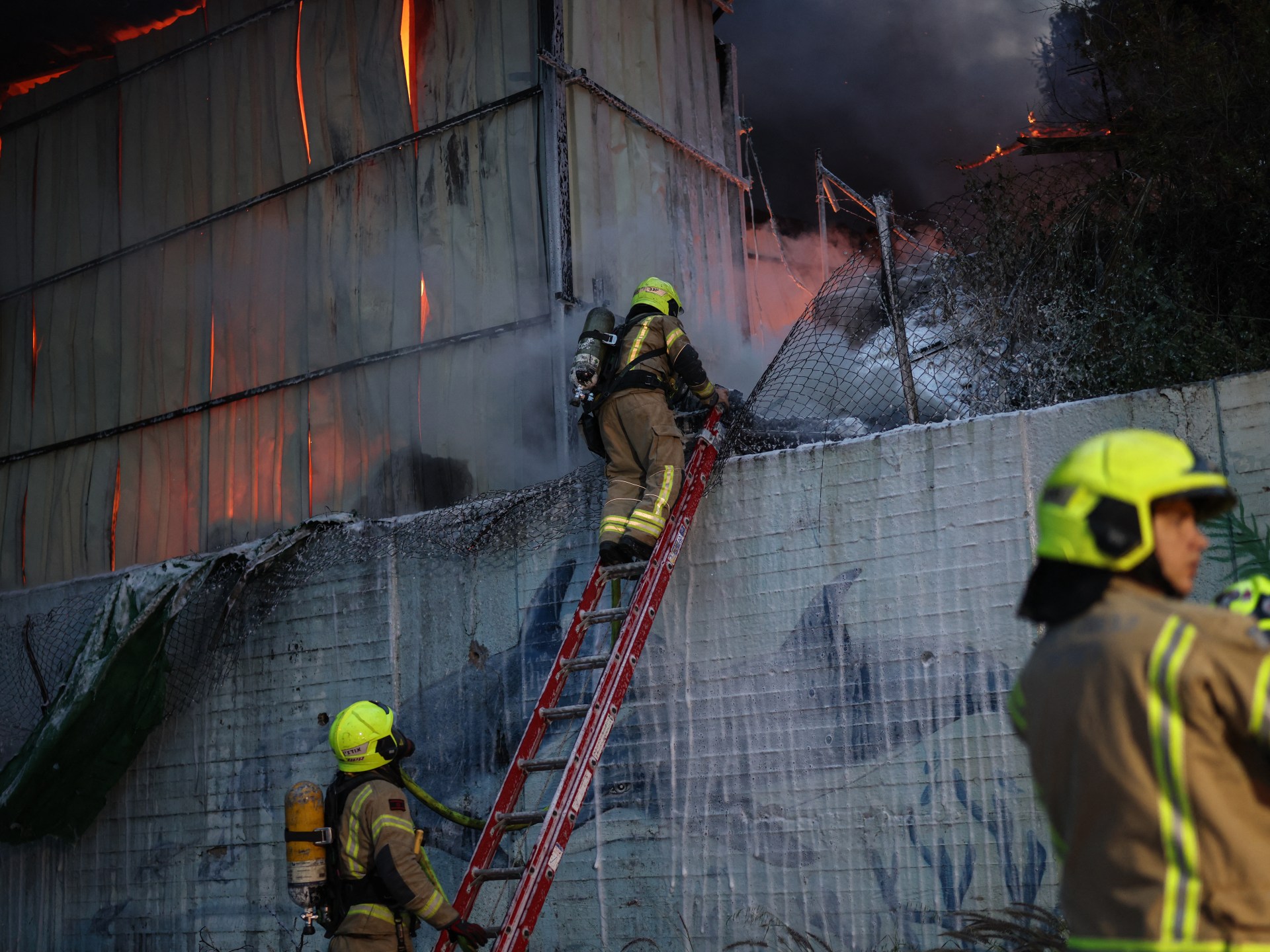 الحرب على إيران مباشر.. انفجارات في طهران وحرائق بتل أبيب